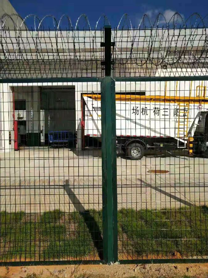 民航航空運輸機場鋼筋圍界網規格參數